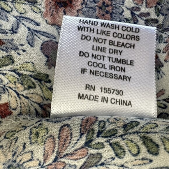 Rose & Olive Blouse Size 1X Floral Print Pintuck - Picture 2 of 11